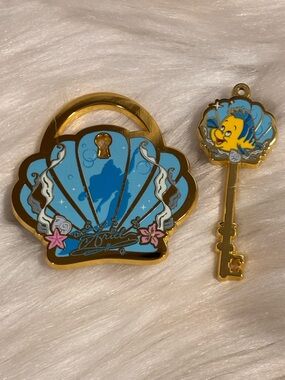 Disney Trading Pin Ariel Disney Princess Lock and Key Blind Box